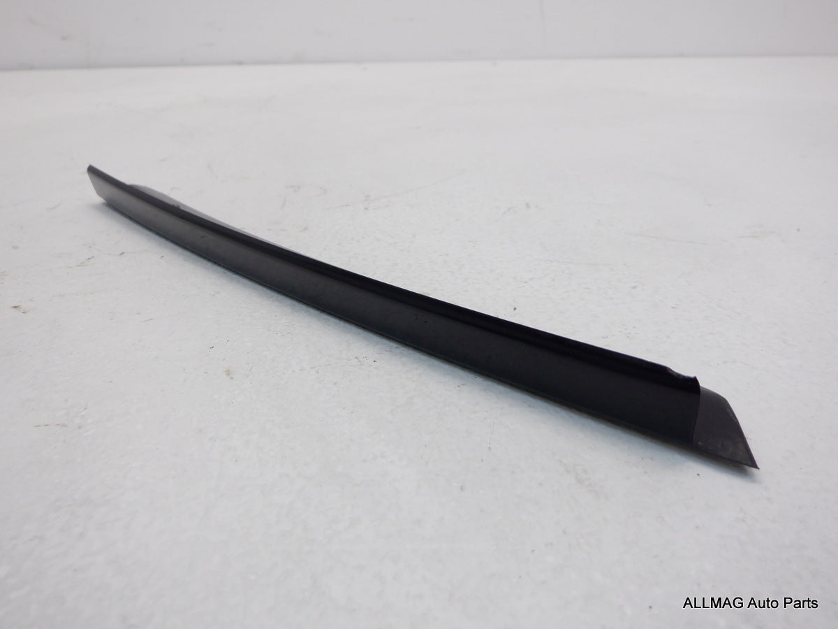 MINI, Mini Countryman Left Rear Lower C Pillar Trim 51139801545 11-16 R60